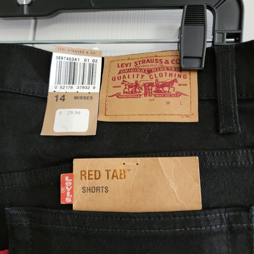 Levi’s Red Tab Mid-Length Denim Shorts Black Women’s Size 14 5” Inseam - Picture 6 of 7